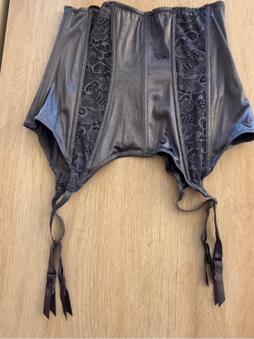 Dreamgirl Grey Satin Lace Panel Garter Belt L - Picture 3 of 6